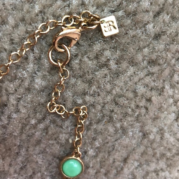 Banana republic necklace - Picture 2 of 3